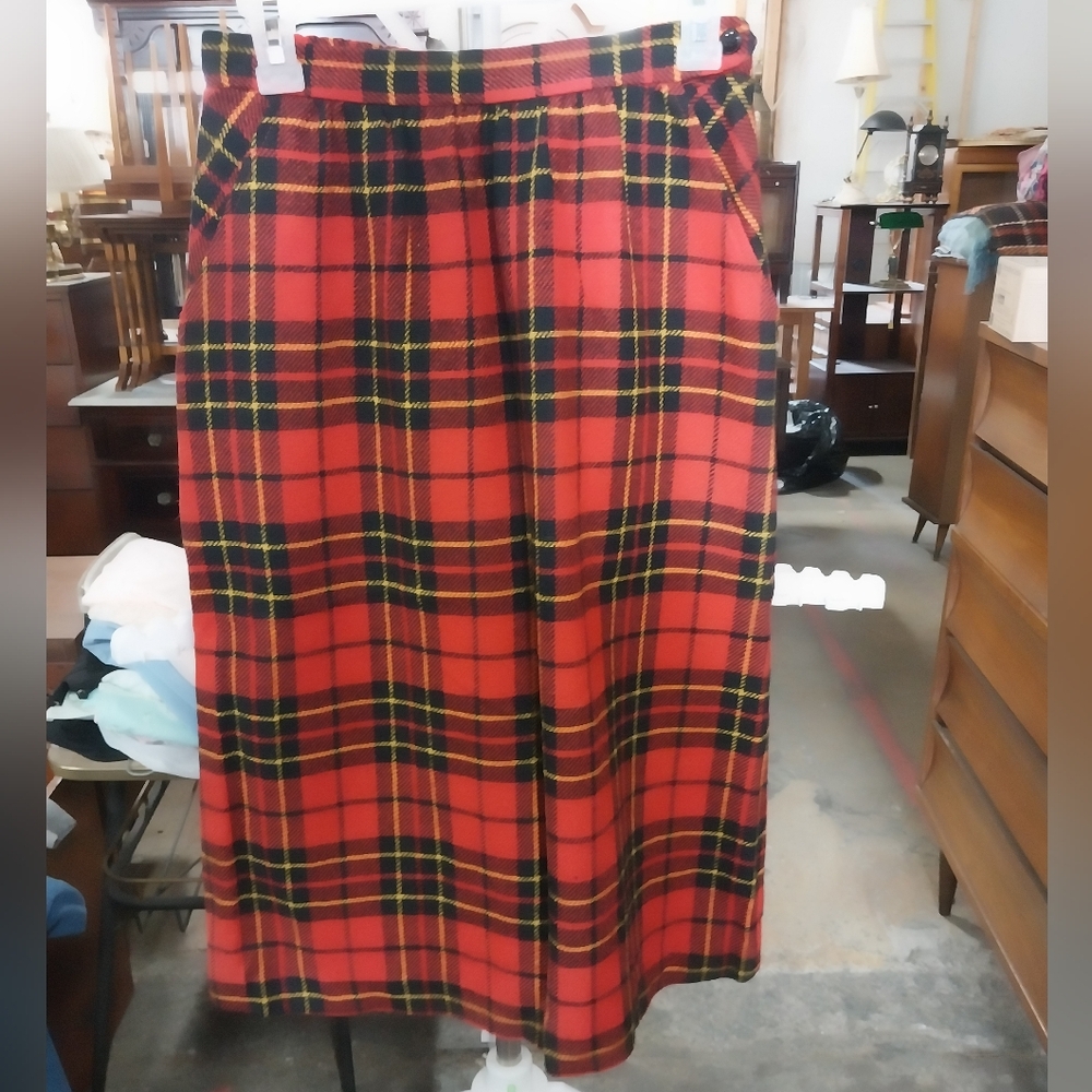 Vintage Hunter Sportswear Plaid Red Skirt